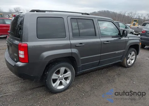 2016 Jeep Patriot Latitude z USA, uszkodzony, nr VIN 1C4NJRFB7GD626454